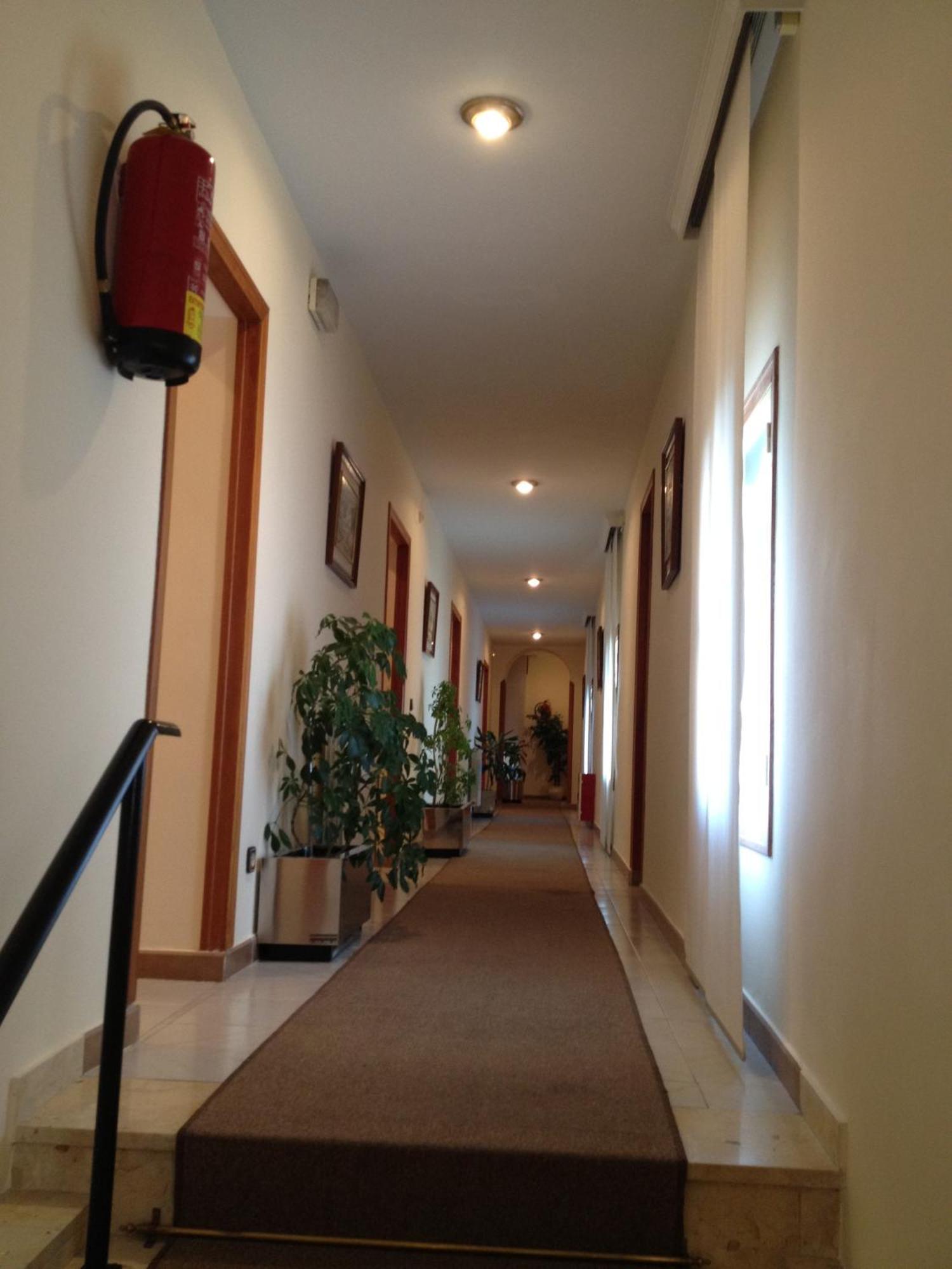 Hostal Cervantes Valdemoro Exteriér fotografie