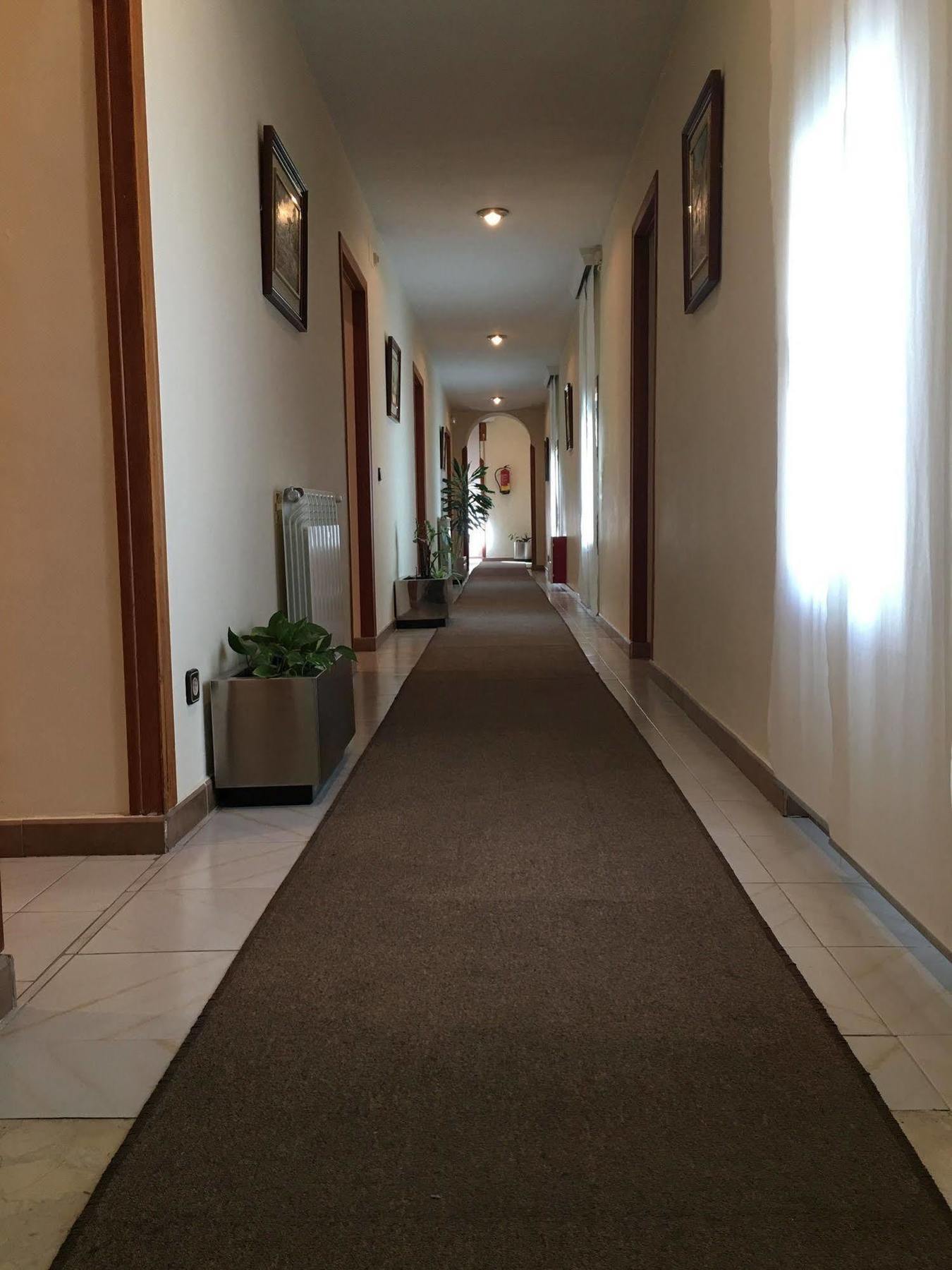 Hostal Cervantes Valdemoro Exteriér fotografie